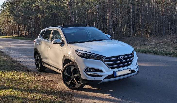 Hyundai Tucson cena 71900 przebieg: 107000, rok produkcji 2017 z Szczebrzeszyn małe 46